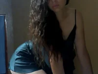 sexxcouplee19's Offline XXX Chat