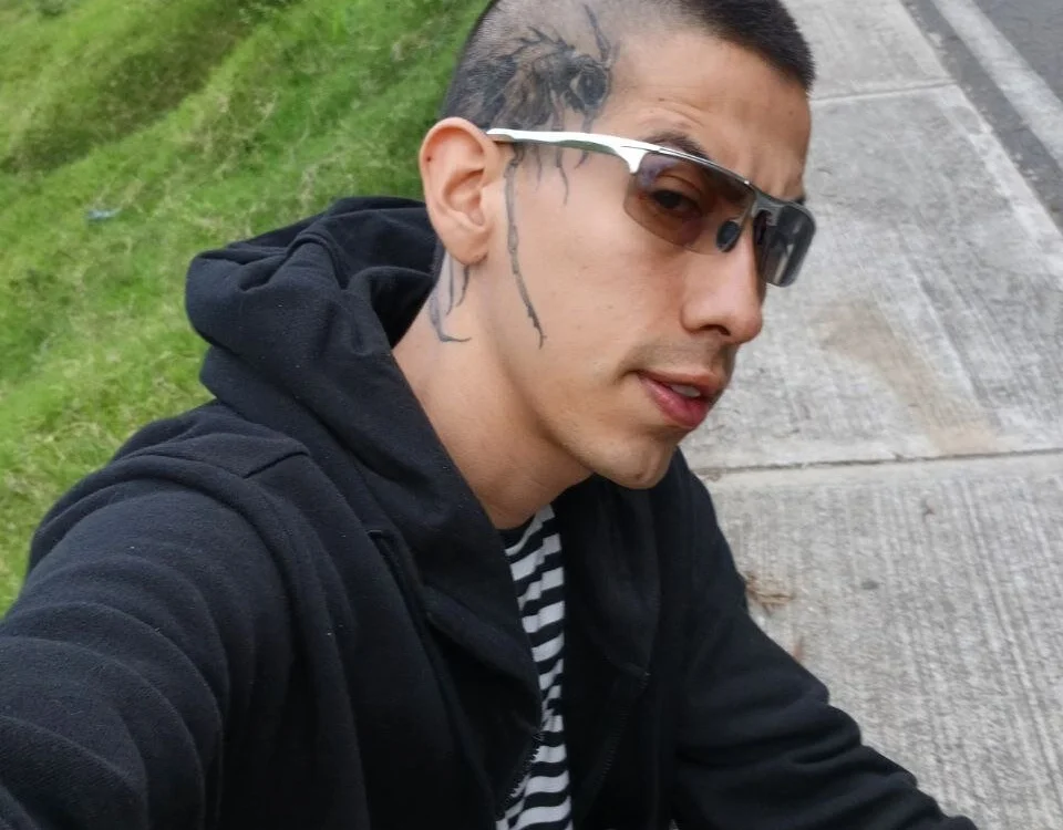 Pipe_Rudecatt: συνομιλία ΧΧΧ εκτός σύνδεσης