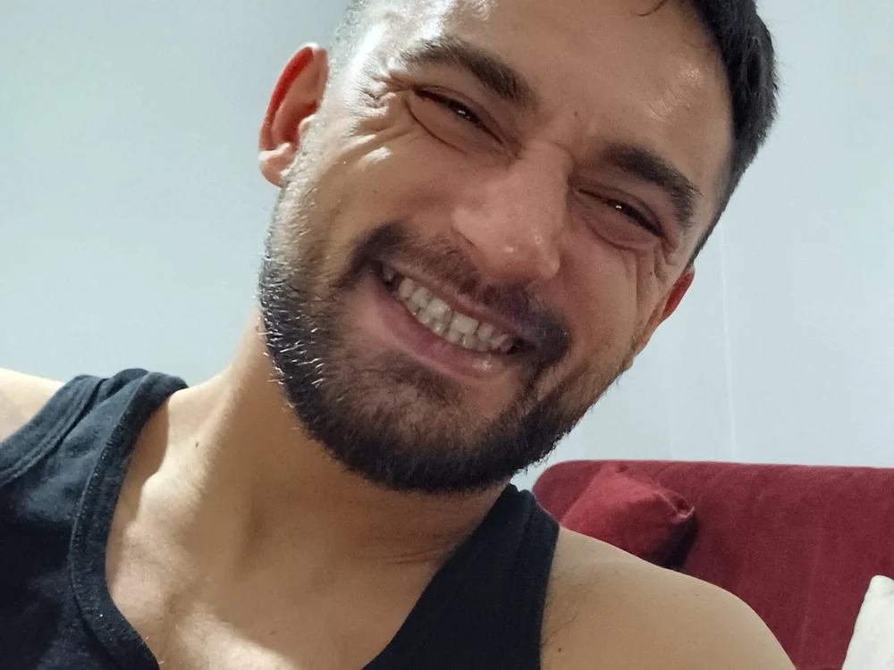 FlexUndHaze9398 offline chatrum