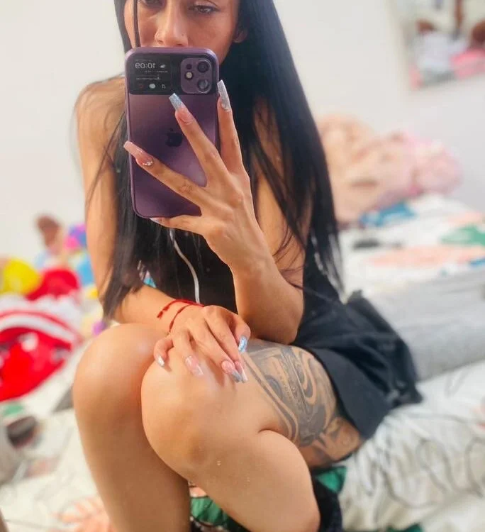 zoe__cooper's Offline Chat Room