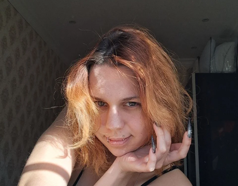 Hellen__Hill's Offline XXX Chat