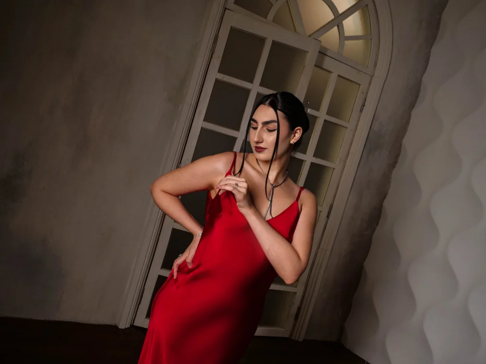 GlamAndHot's Offline Chat Room