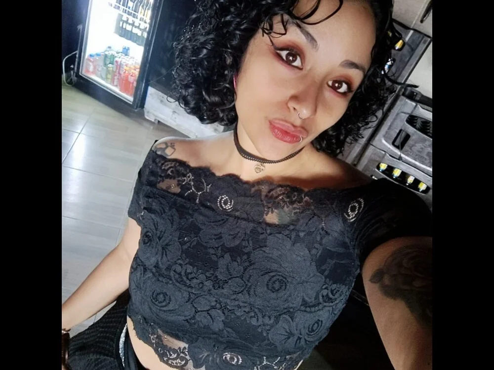 milu_gv Chat XXX offline