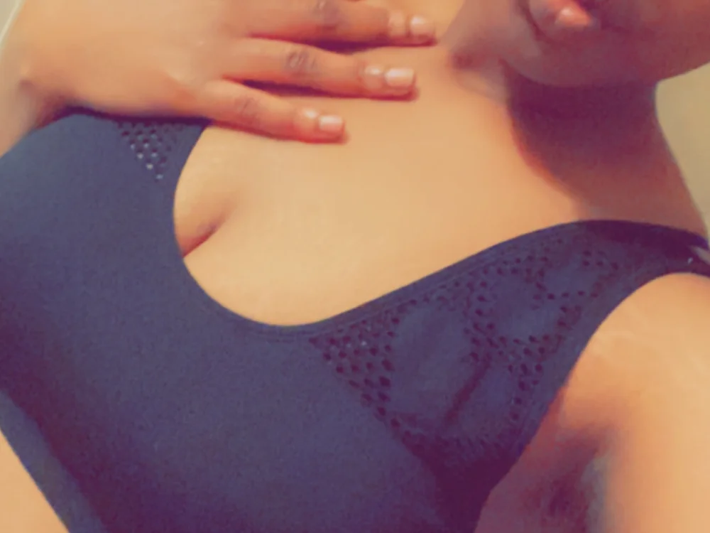 Thickmama1104's Offline XXX Chat
