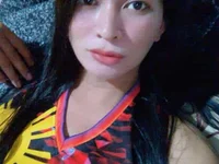 Модель queen_rheamae