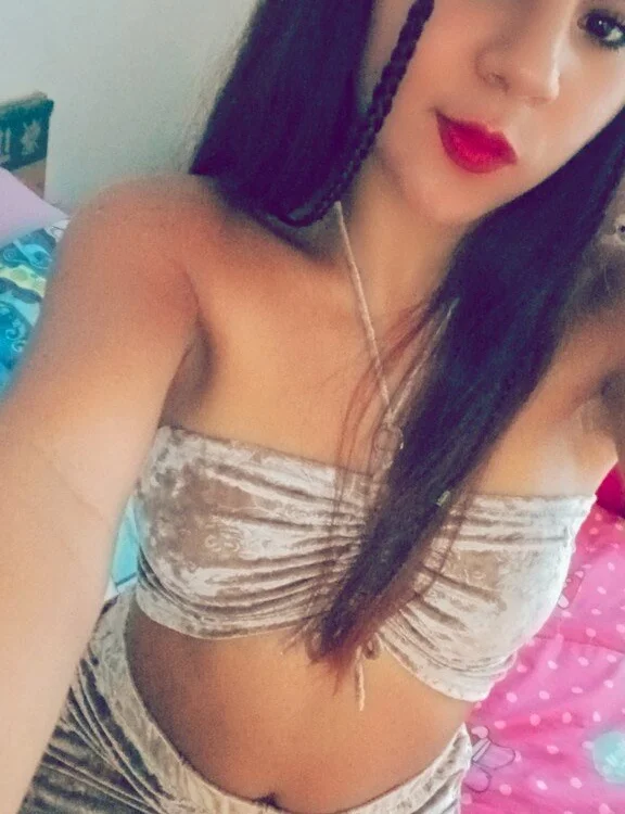 ห้องแชทออฟไลน์ของ Carla_Madison69