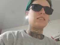 Horny_bisexual_horny's Offline XXX Chat