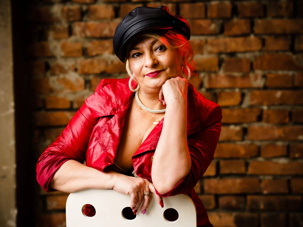 HypnotikCate Offline XXX-Chat