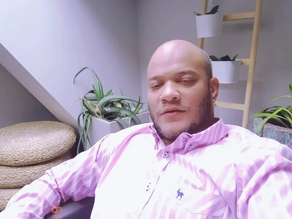 Laperlaxxx offline chatrum