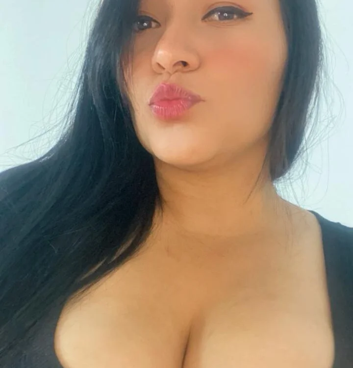 Velynjust_ offline chatrum