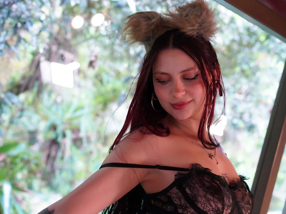 AlanaGarcia19 Adlı Modelin Çevrimdışı XXX Sohbeti