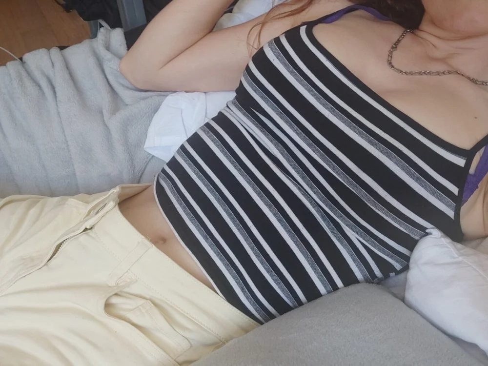 Peachecxxx8's Offline XXX Chat