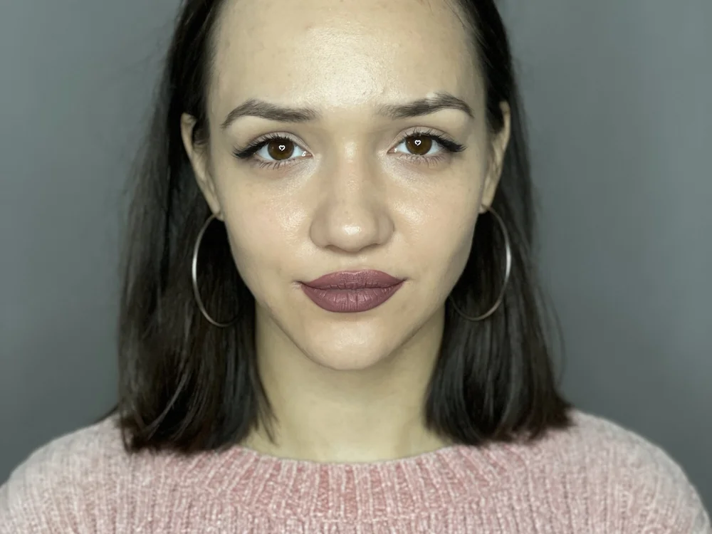 JuliiaEdwards' Offline Chat Room