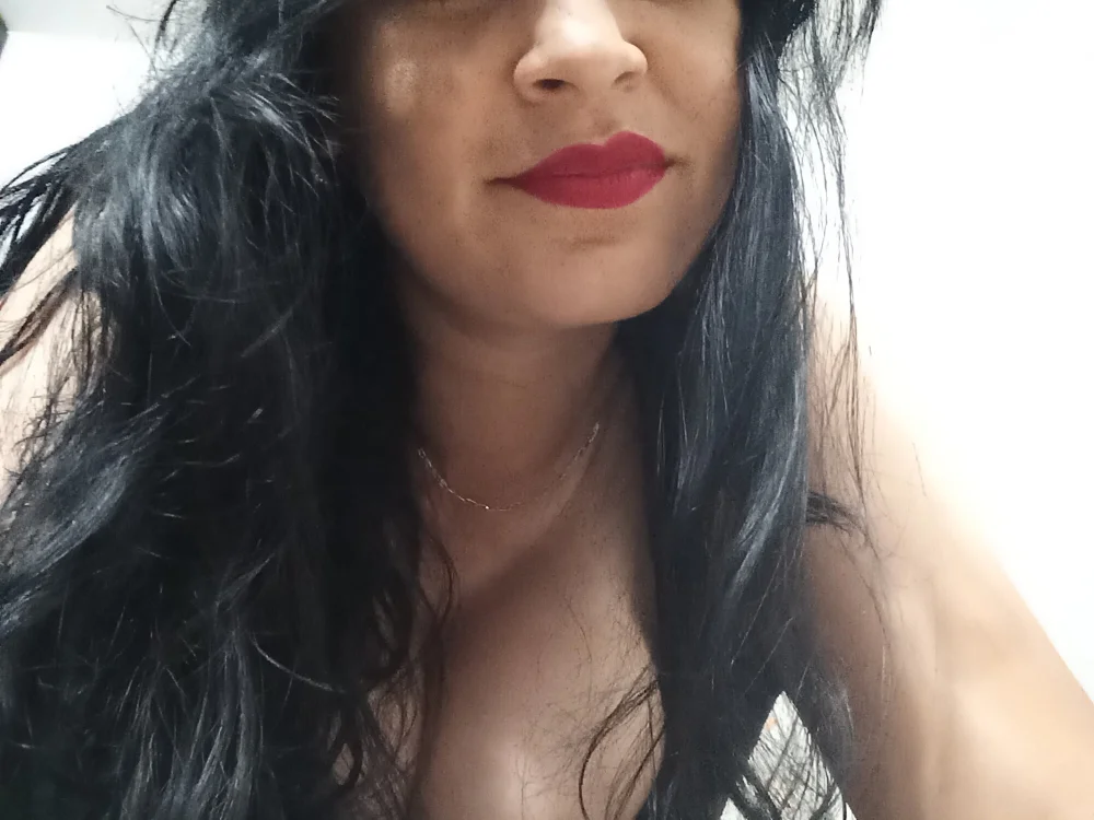 HANNA_ROSSI_ offline chatrum