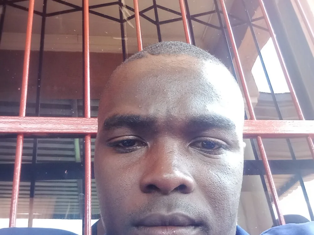 GigolojhbのオフラインXXXチャット