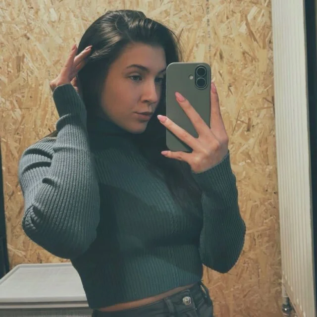 VioletTocsin cam model