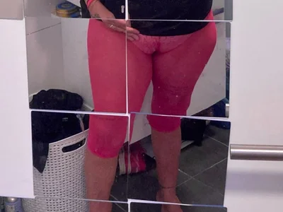 Ehe_Milf_Hessen on Stripchat