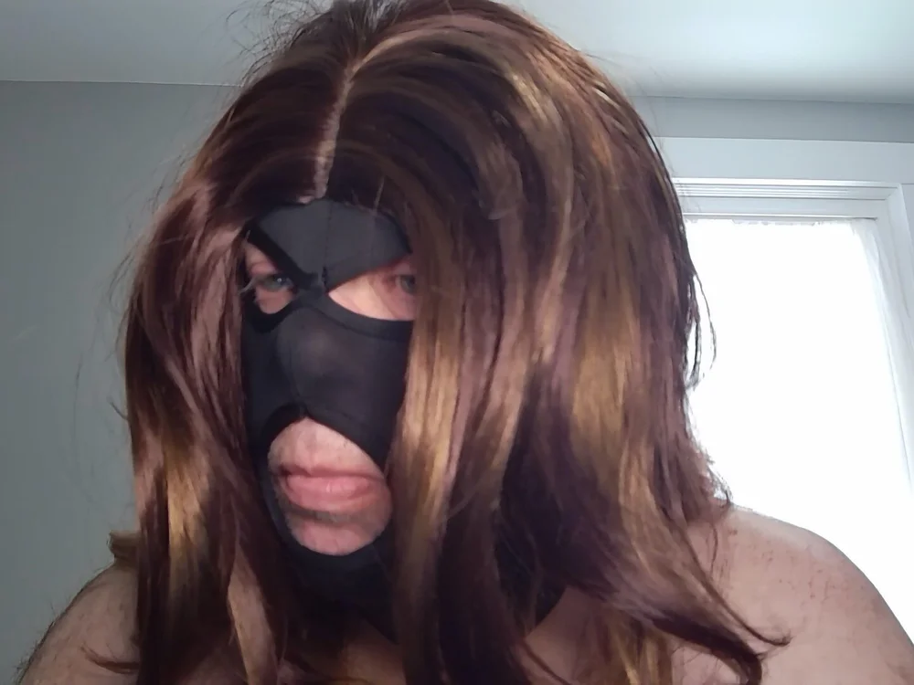 TheMr_Masterbator's Offline Chat Room