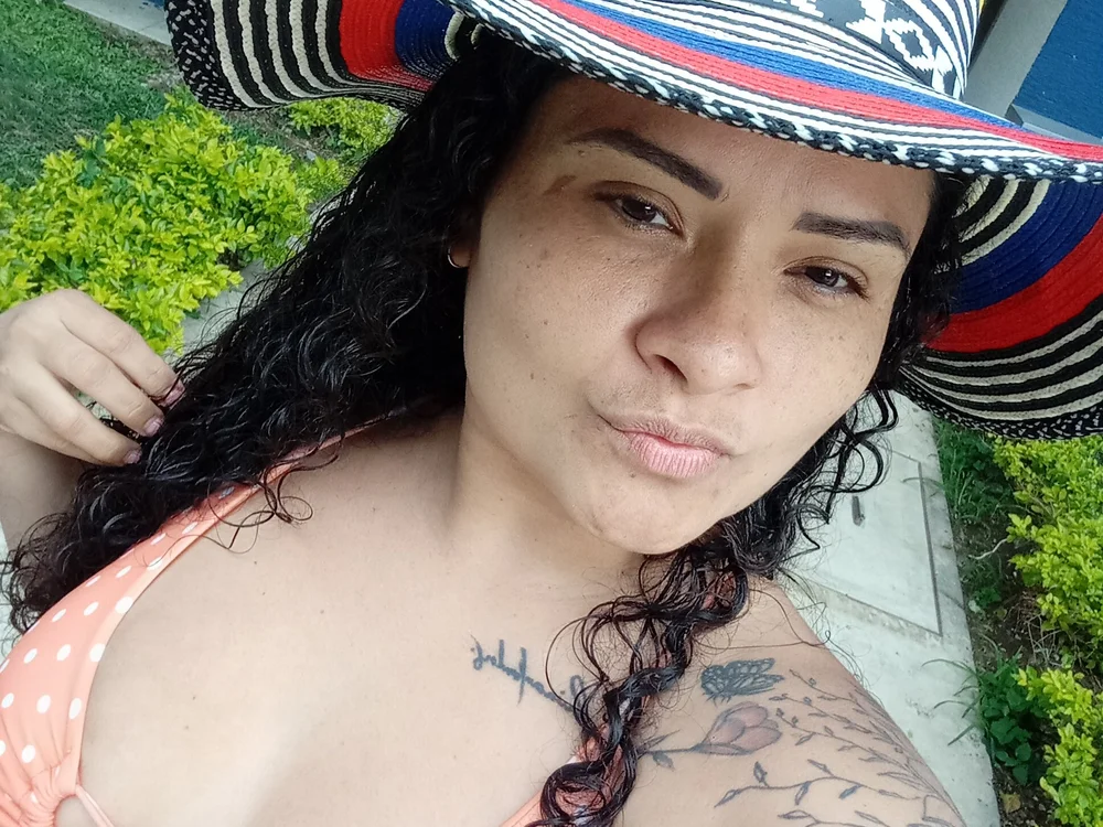 Zurley1102 離線 XXX 聊天