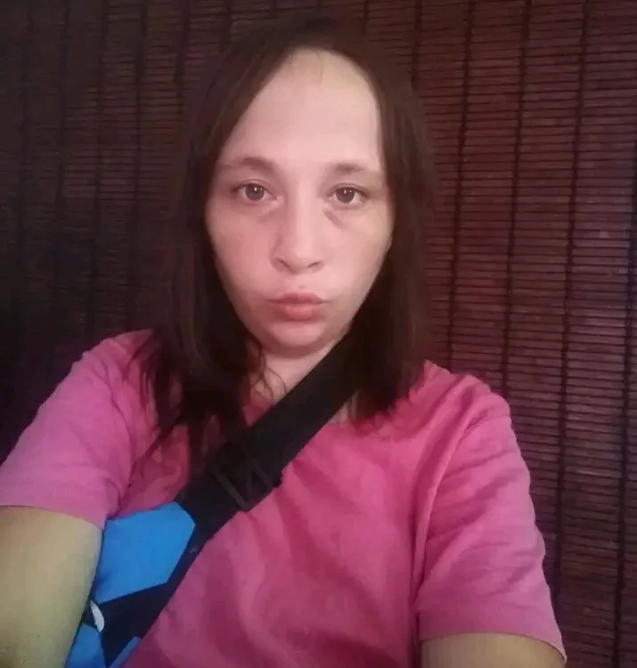 Jessicaa98's Offline Chat Room