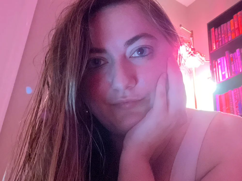 MellyAfterDark Chat XXX offline