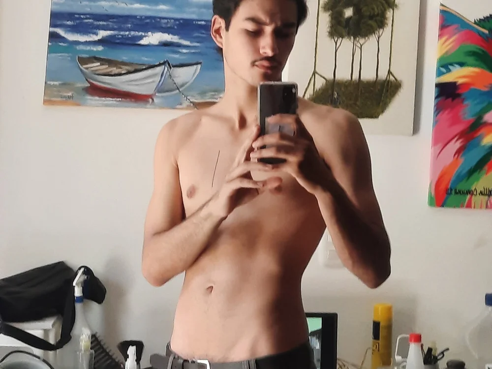 ChadlieU Offline XXX Chat