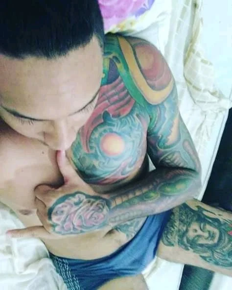 chicotatuadoperverso's Offline XXX Chat