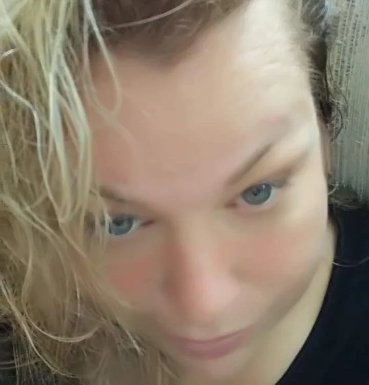 Shanmini84's Offline XXX Chat