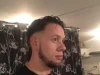 Greg110011's webcam live show