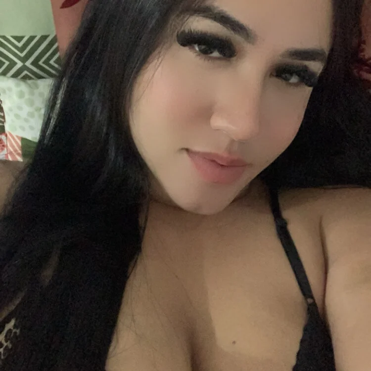 jhenny13's Offline Chat Room
