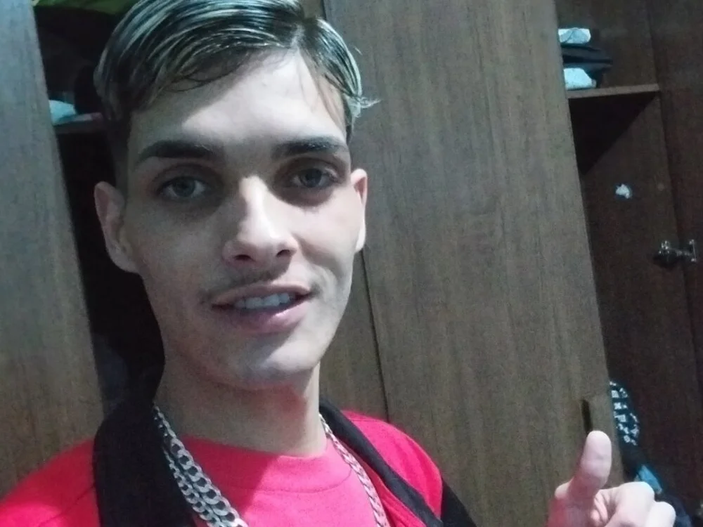 bebelo022 offline XXX-chat