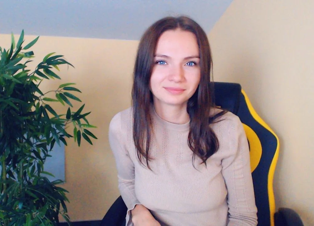 Kaitlin__'s Offline Chat Room