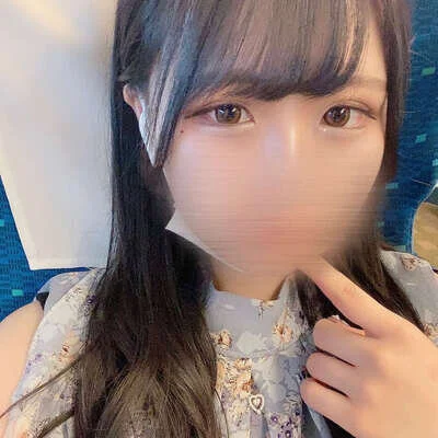 MOMOooMOMO's Offline XXX Chat