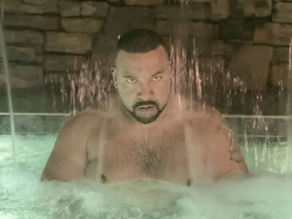 Offline XXX chat TheGreenEyedBear