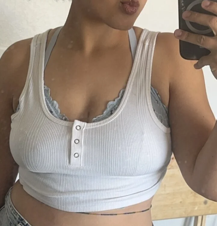 CollegeCutie369's Offline XXX Chat