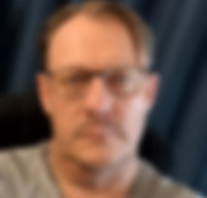 MrNeedMore74's Offline Chat Room