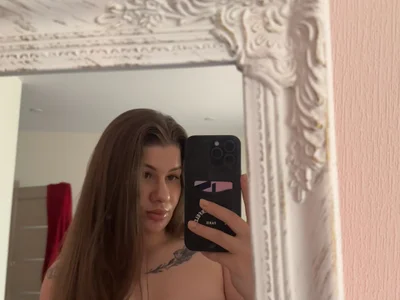JuicyHelenX - Girl 