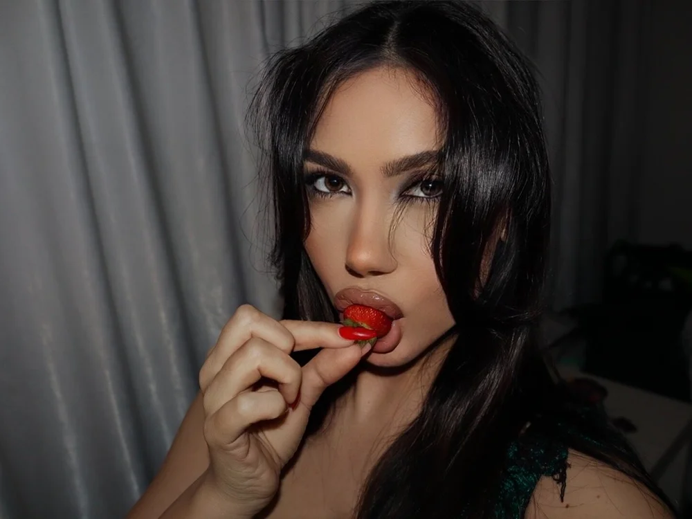 hikimberxoxo's most recent online preview
