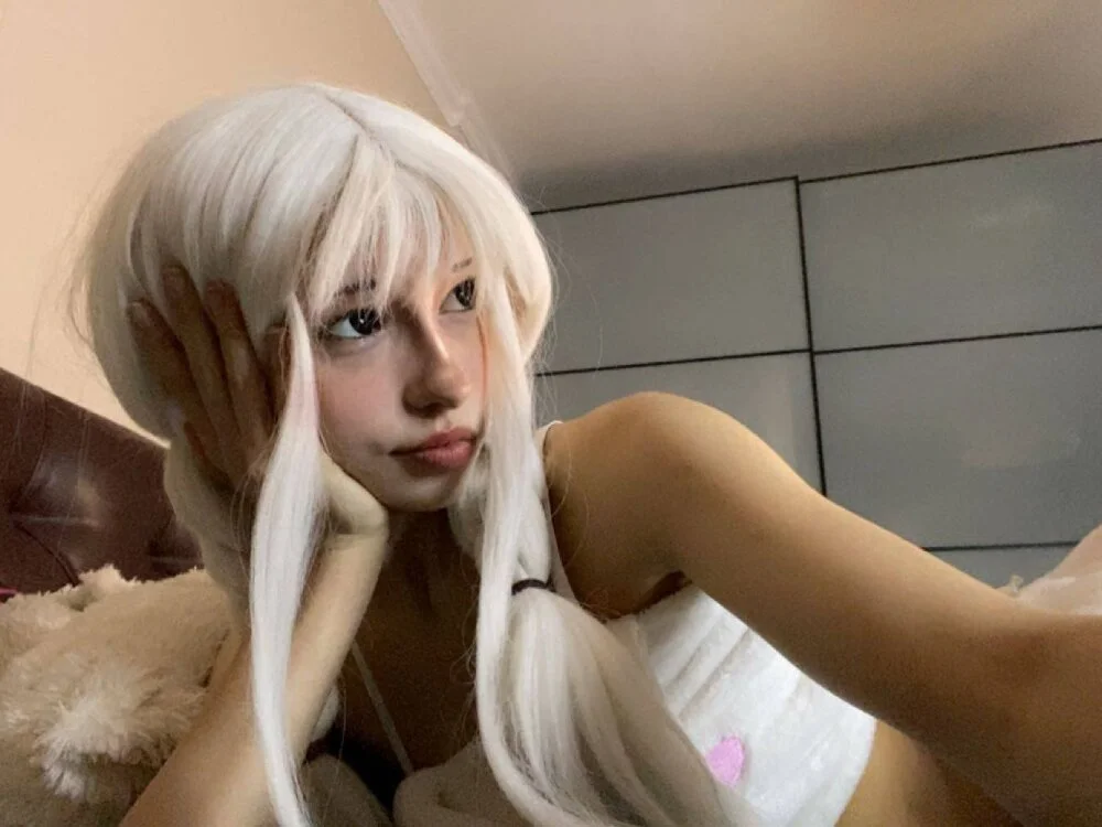 m_Suika_m Chat XXX offline