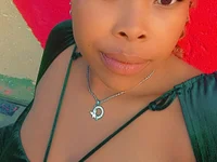 momie9's Offline Chat Room