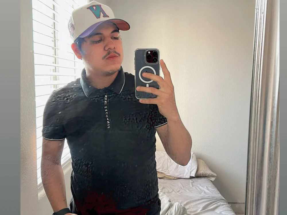 Harold_014 Offline XXX-chat