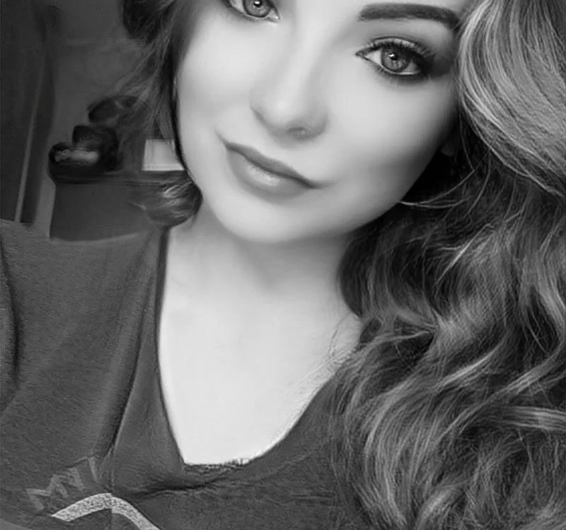 MariTompson's Offline Chat Room