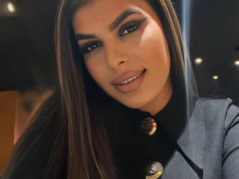 camilla_costa's Offline XXX Chat