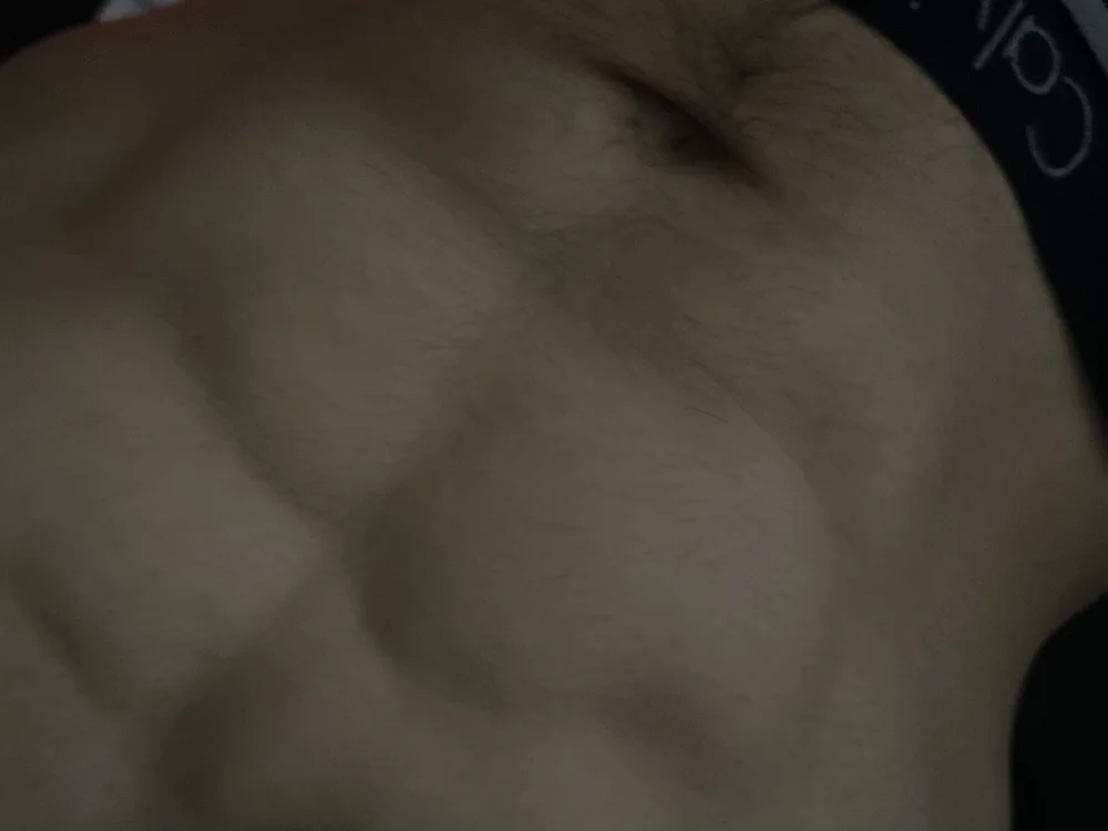 YvnRiskboiのオフラインXXXチャット