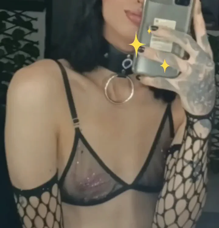 Persecom_horny's Offline XXX Chat