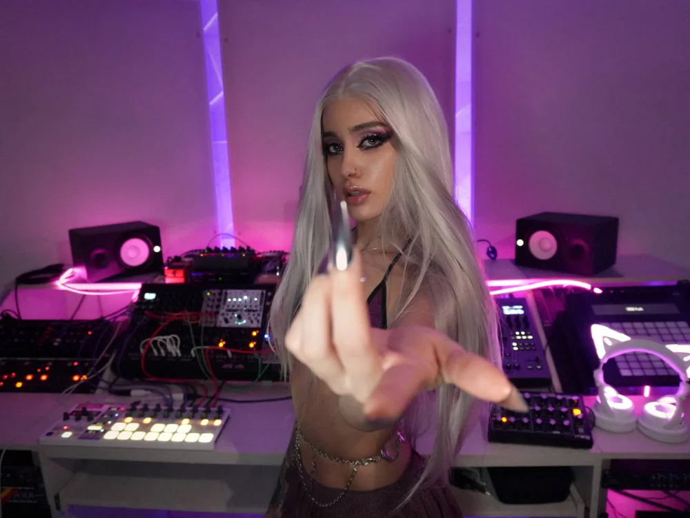 دردشة Iam_elii1 الجنسية دون اتصال