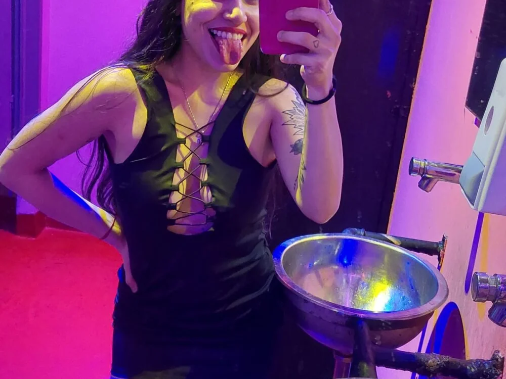 LaChinexx – Offline XXX chat