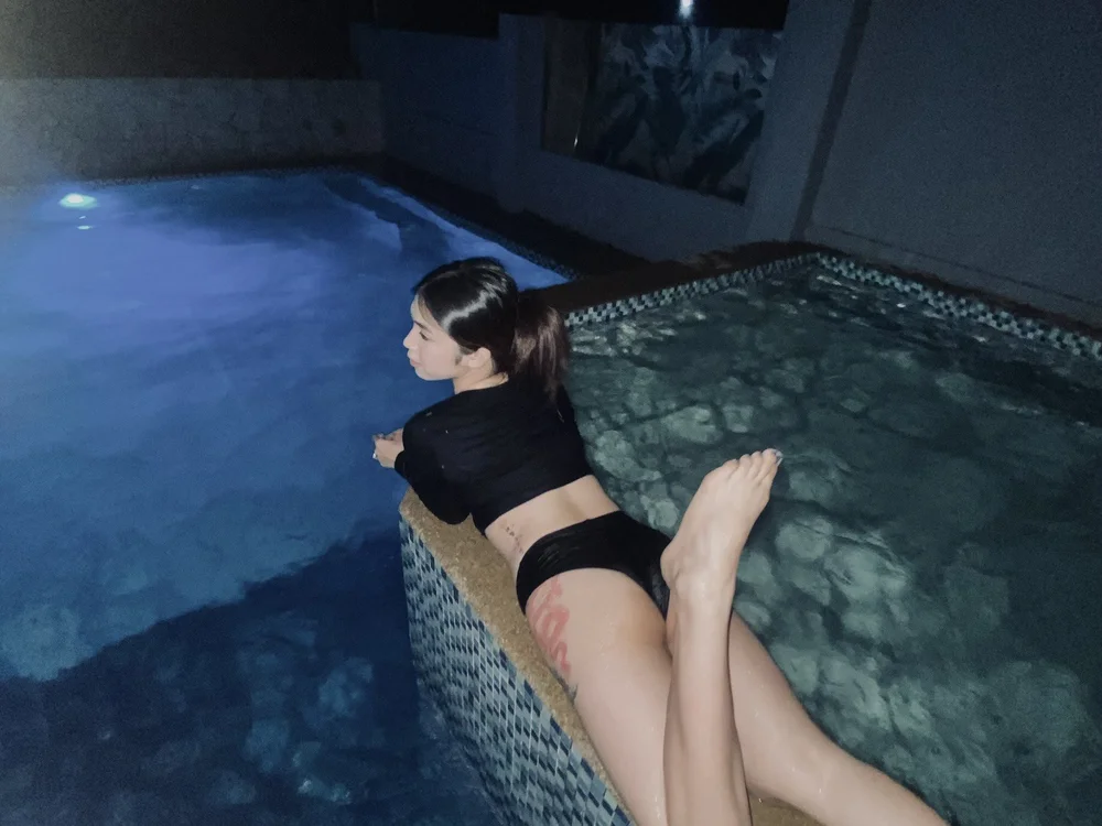 CamillaFernandez offline chatrum