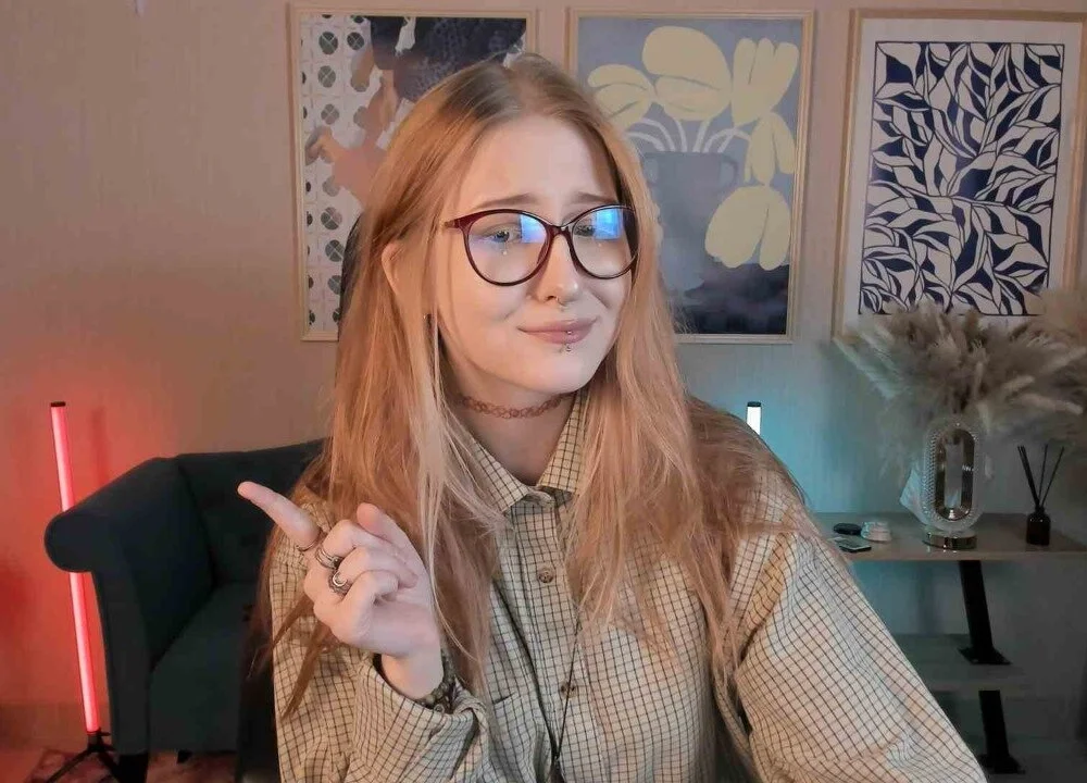 lanafitch offline XXX-chat