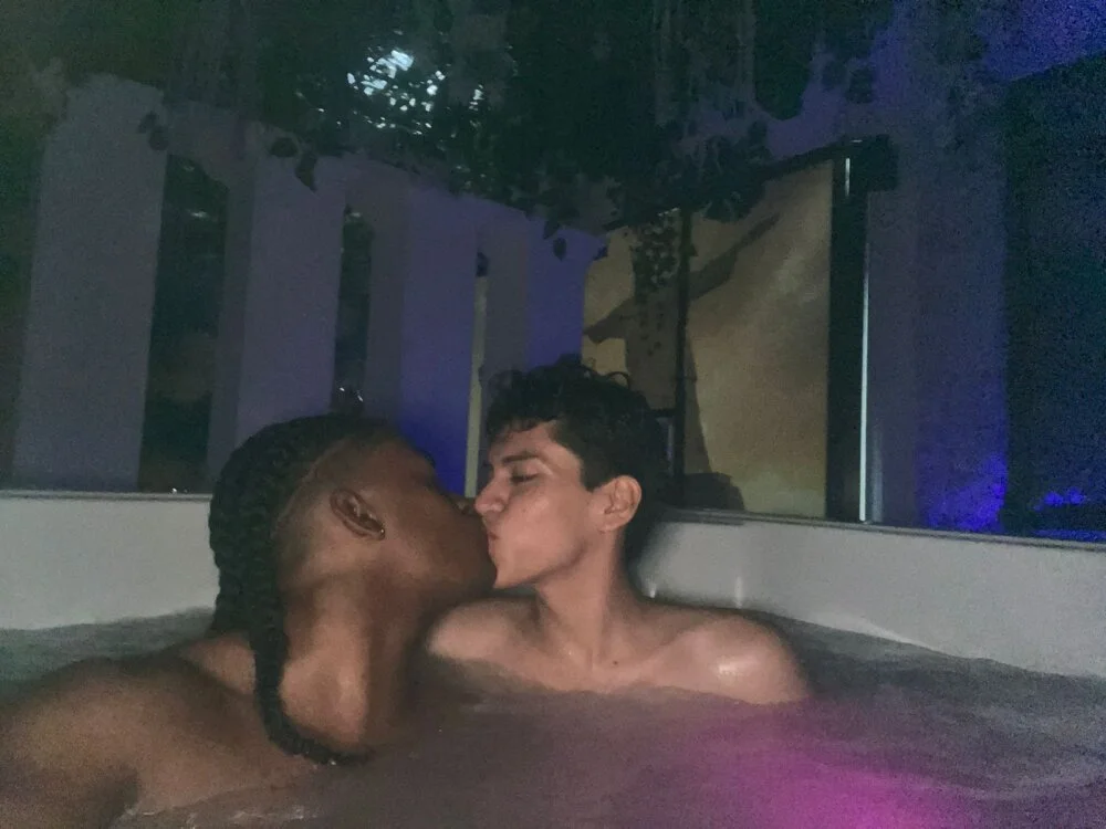 Chatroom XXX hors ligne de Mark_Nico